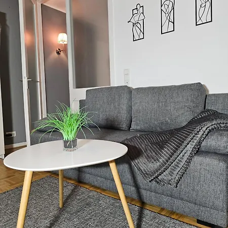 Homestyle Near Duesseldorf Messe & Airport