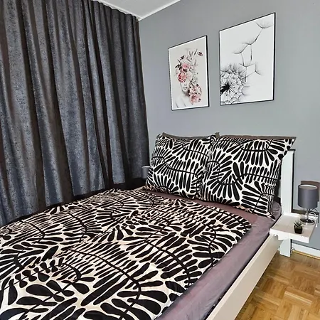 Homestyle Near Duesseldorf Messe & Airport *