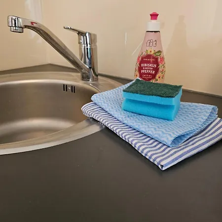 Homestyle Near Duesseldorf Messe & Airport Appartement *