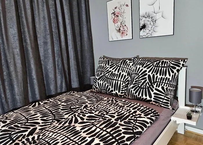 Homestyle Near Duesseldorf Messe & Airport *