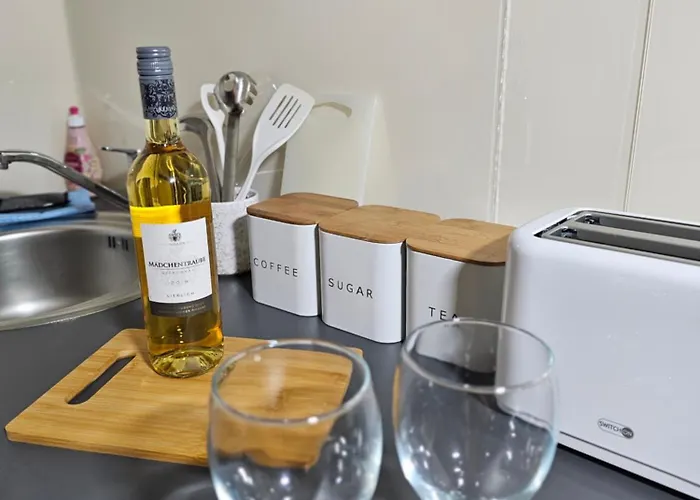 Homestyle Near Duesseldorf Messe & Airport